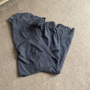 Size medium scrub pants! Size large scrub top!